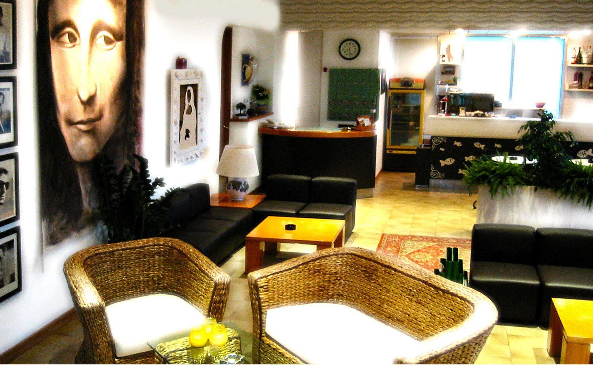 Hotel Ariston 체제나티코 외부 사진